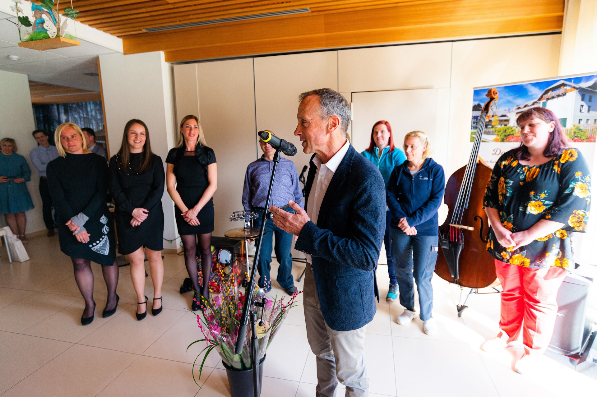 Ob praznovanju 10. obletnice doma Viharnik