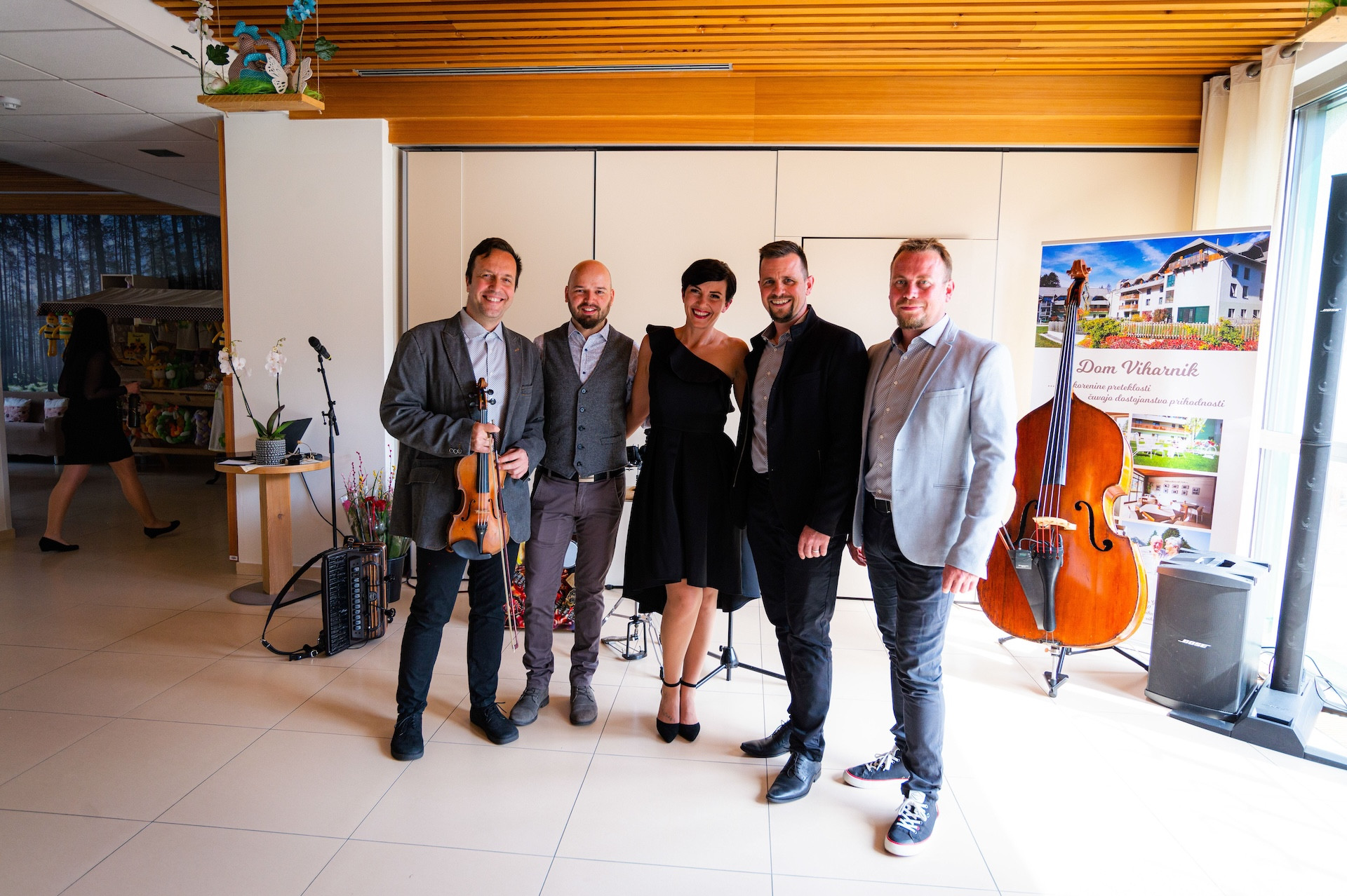 Ob praznovanju 10. obletnice doma Viharnik