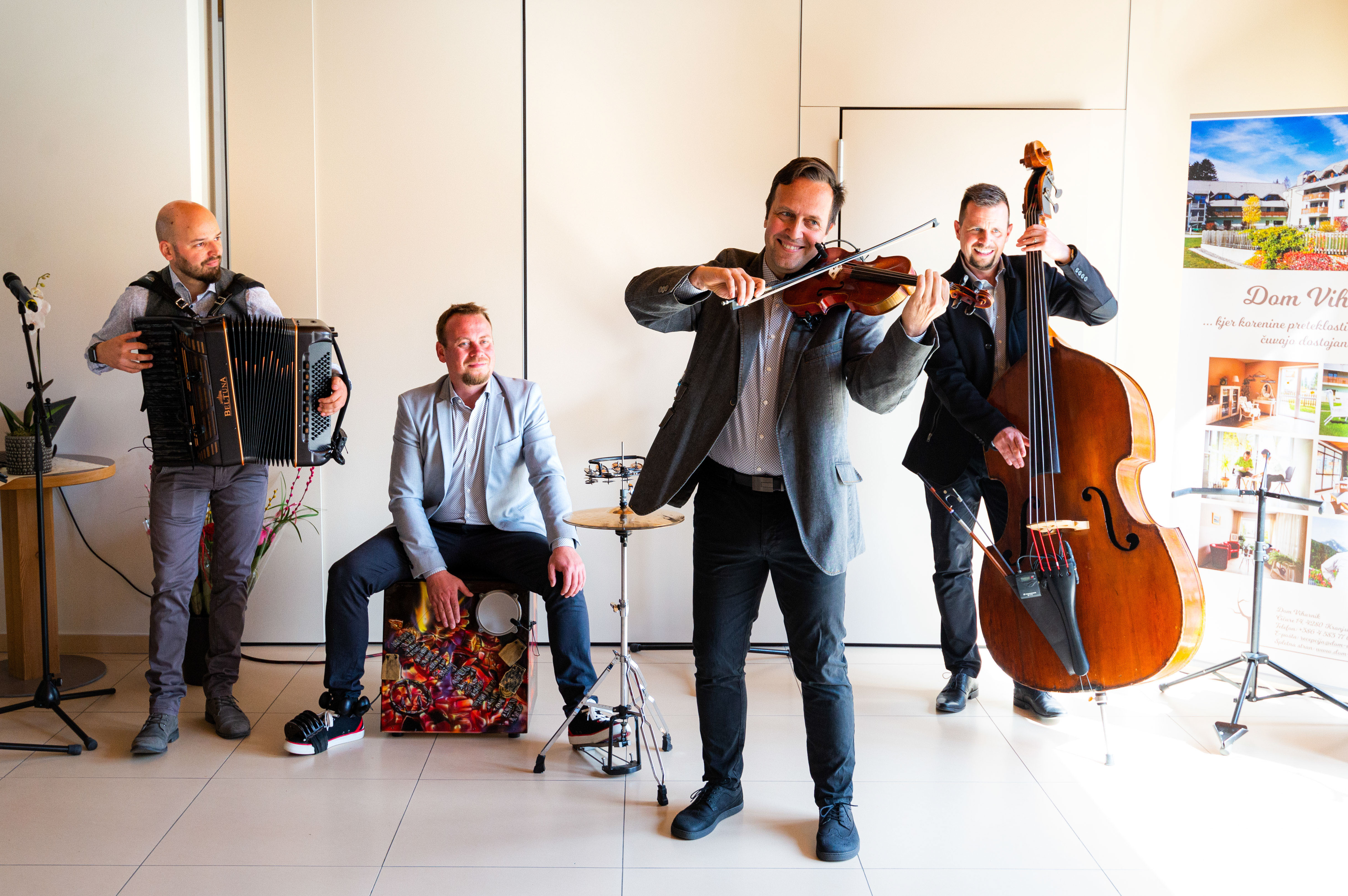 Ob praznovanju 10. obletnice doma Viharnik