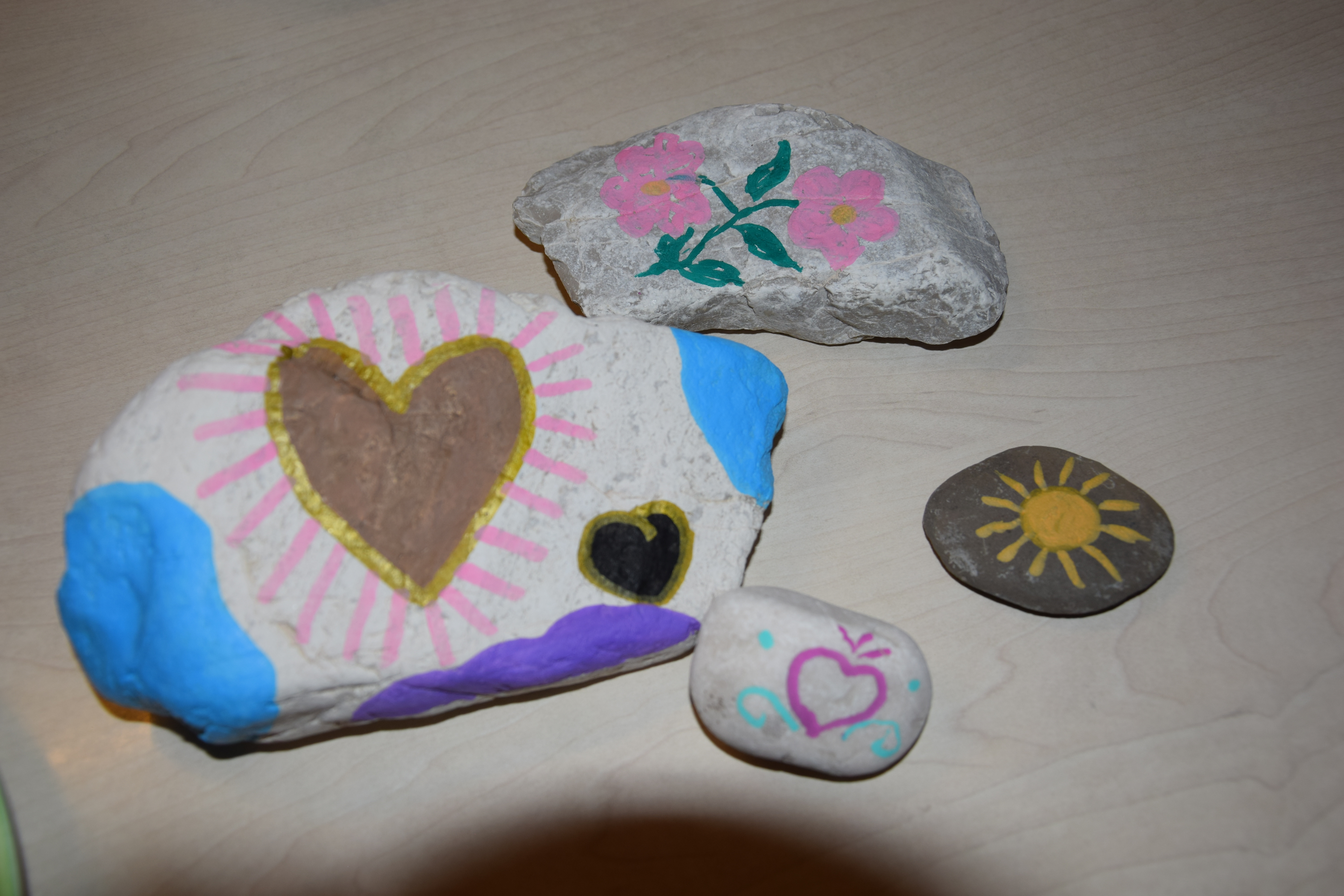 Obisk osnovnošolcev OŠ Mojstrana: Kreativna delavnica na skupini Pod svobodnim soncem