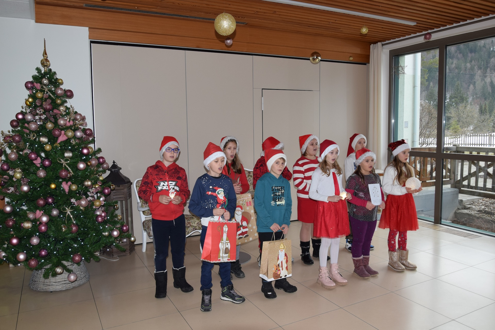 Obisk učencev OŠ Mojstrana