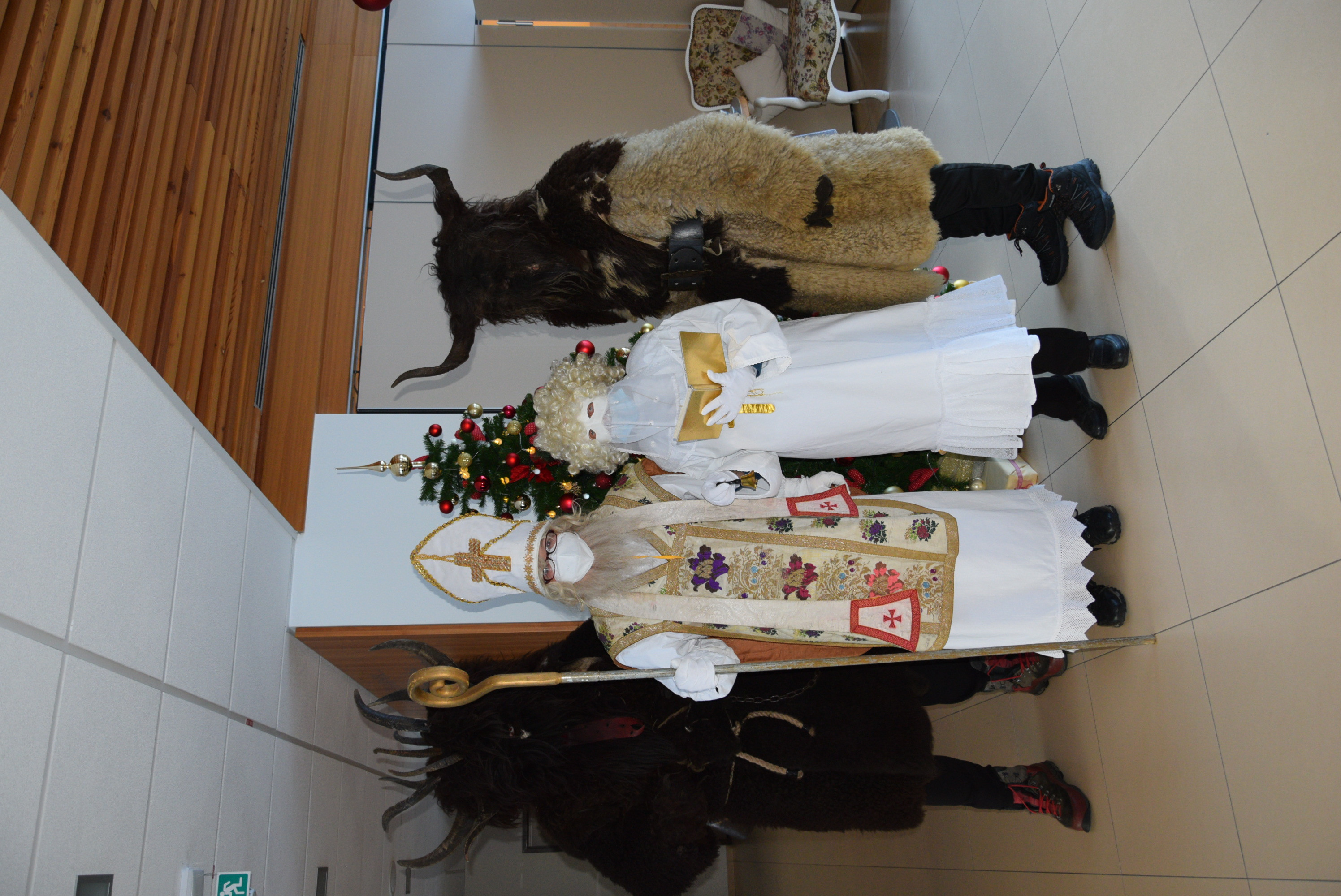 Obiskal nas je sveti Miklavž