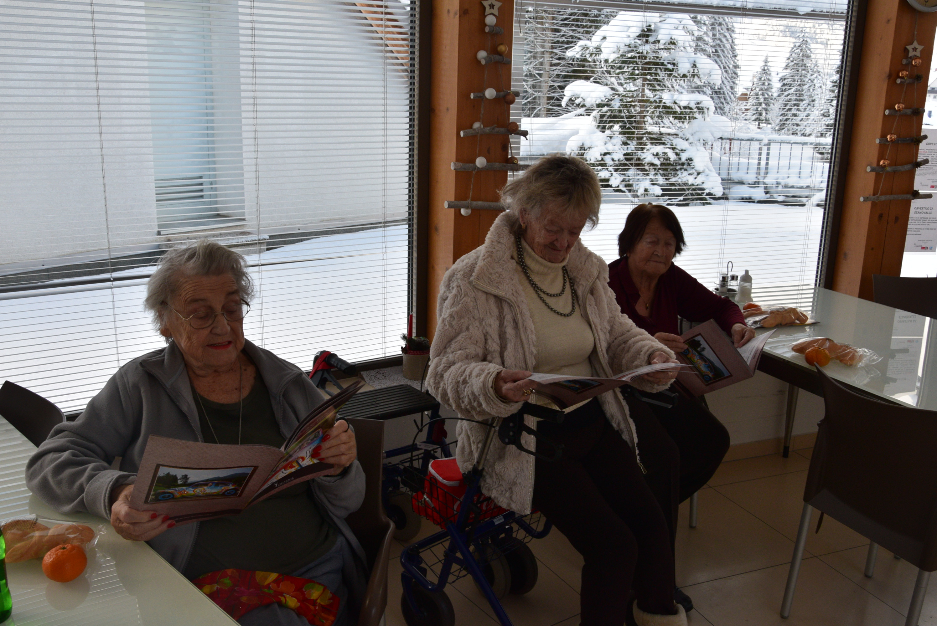 Obiskal nas je sveti Miklavž