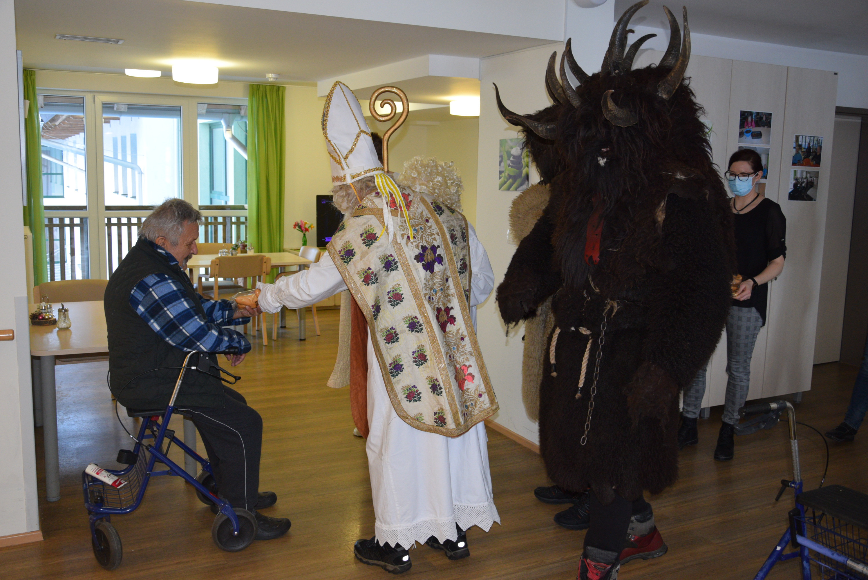 Obiskal nas je sveti Miklavž