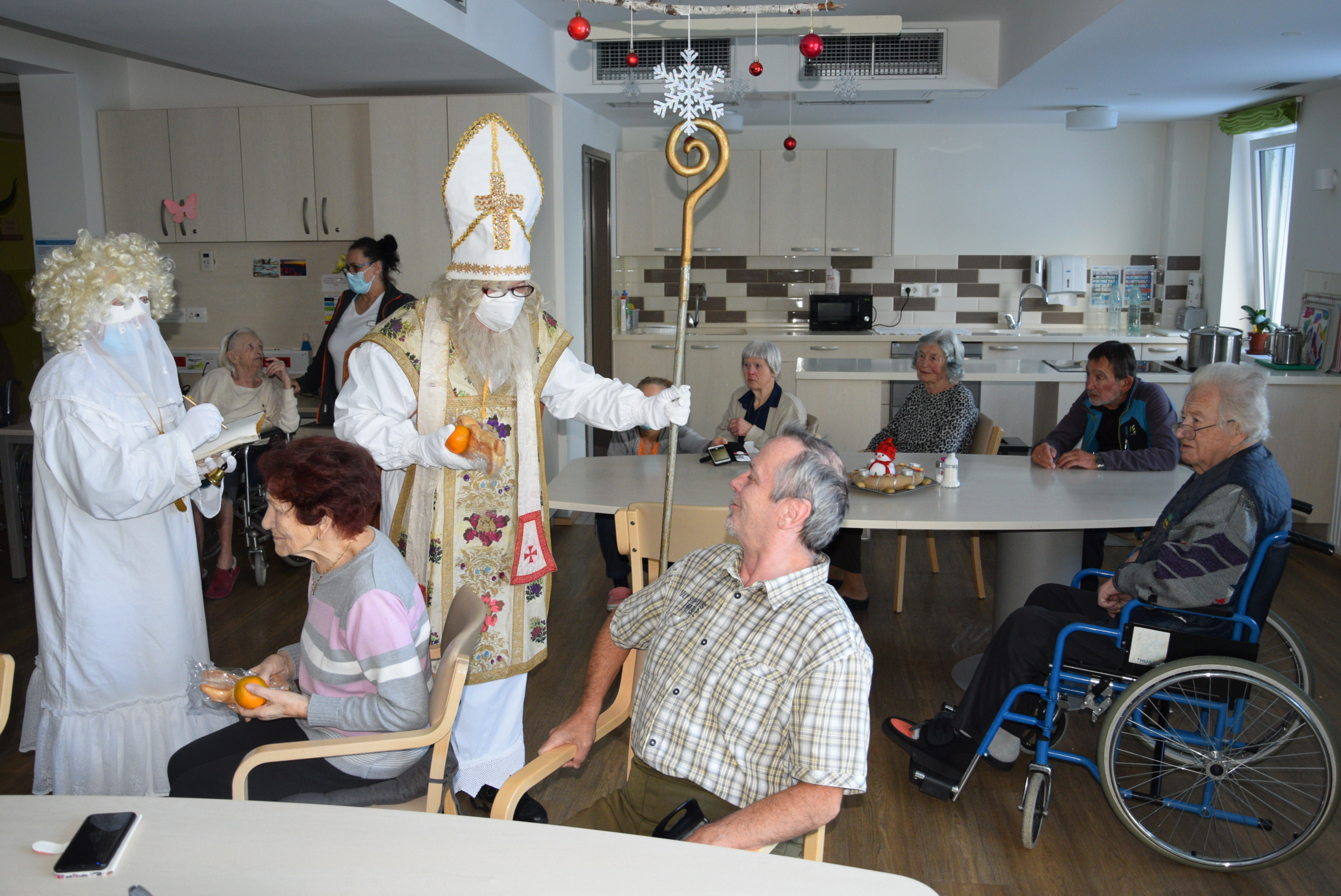 Obiskal nas je sveti Miklavž