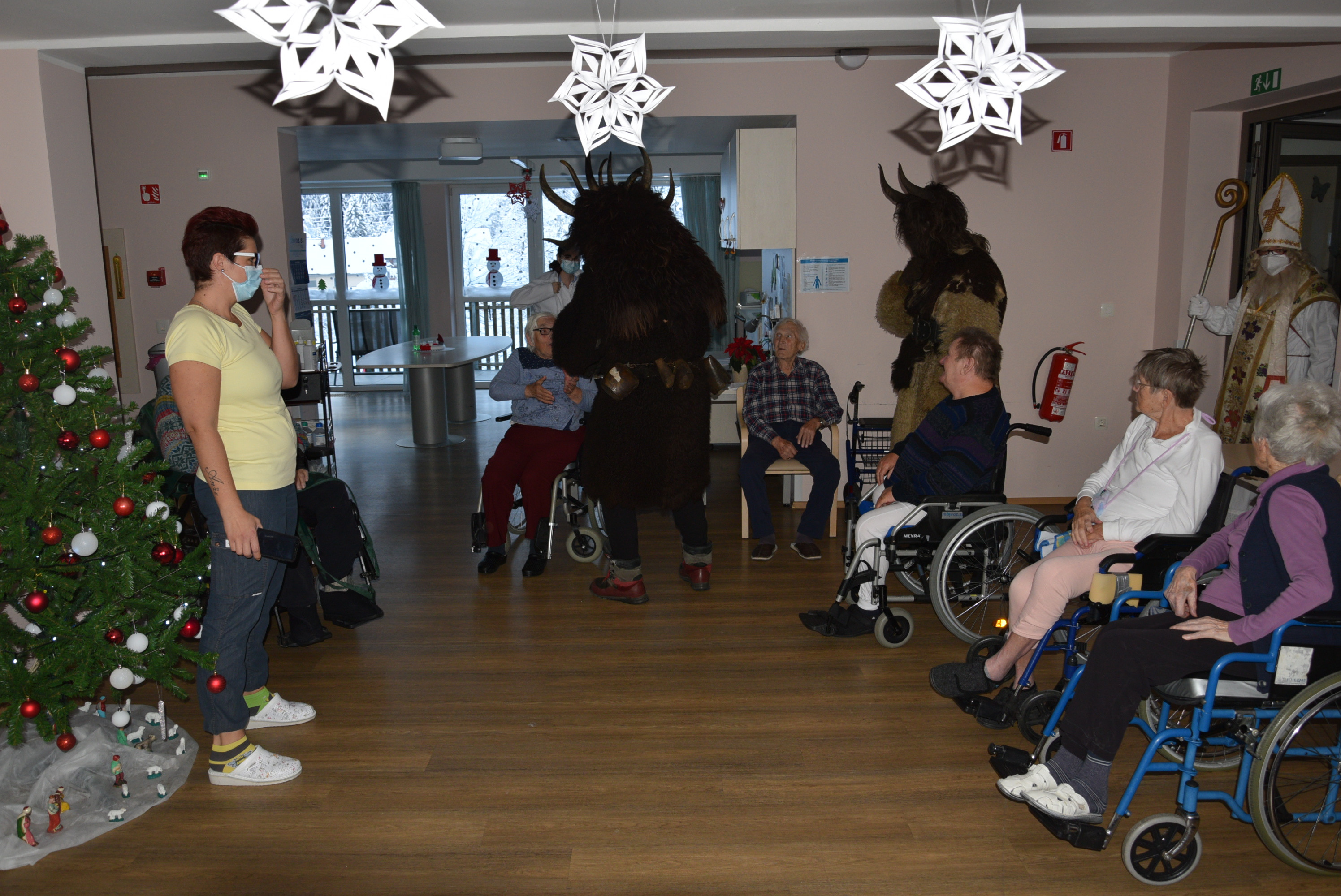 Obiskal nas je sveti Miklavž