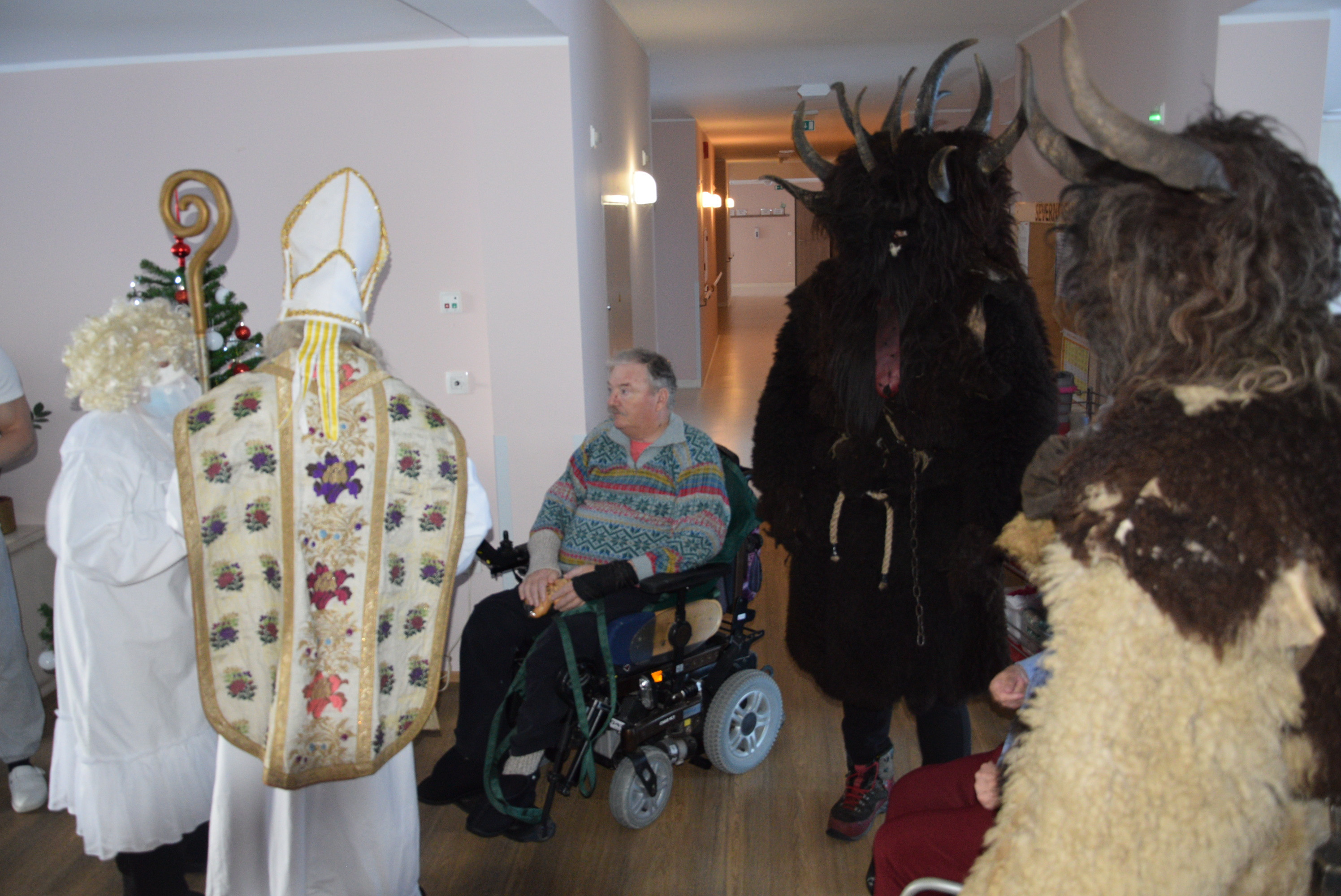 Obiskal nas je sveti Miklavž