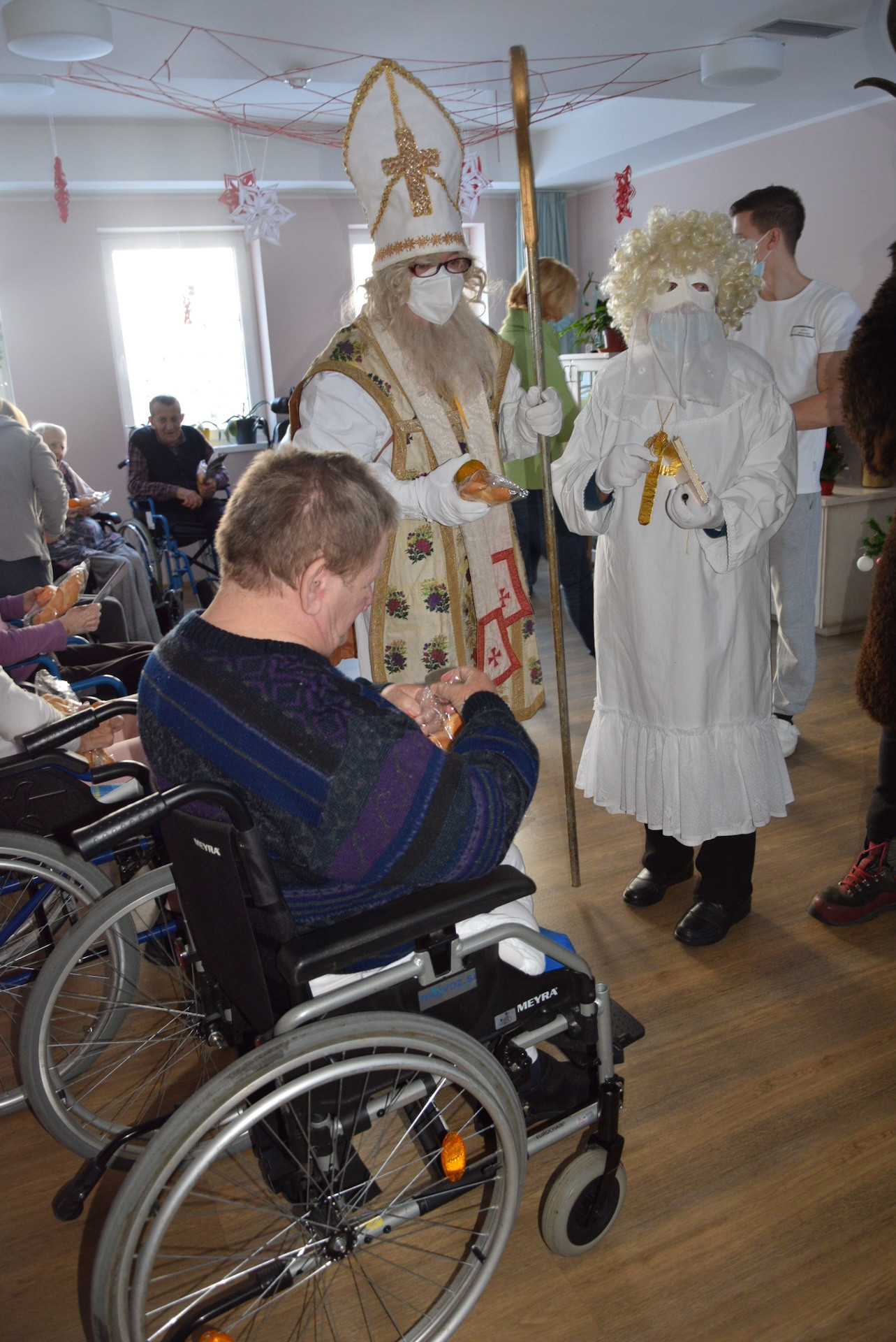 Obiskal nas je sveti Miklavž