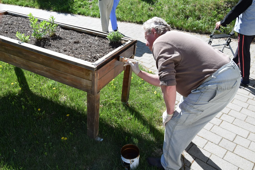 Osvežitev Garklca za novo zeliščno zasaditev