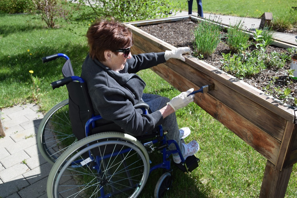 Osvežitev Garklca za novo zeliščno zasaditev