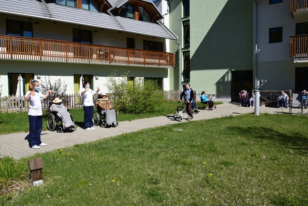 Osvežitev Garklca za novo zeliščno zasaditev