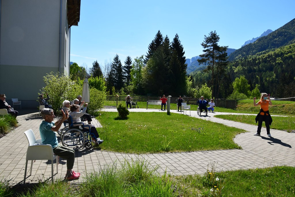 Osvežitev Garklca za novo zeliščno zasaditev