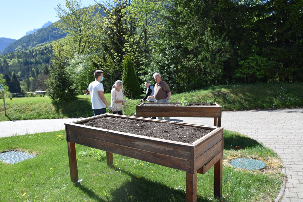 Osvežitev Garklca za novo zeliščno zasaditev