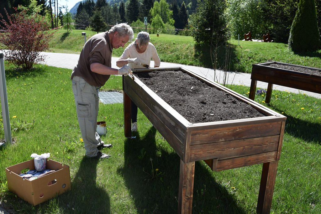 Osvežitev Garklca za novo zeliščno zasaditev