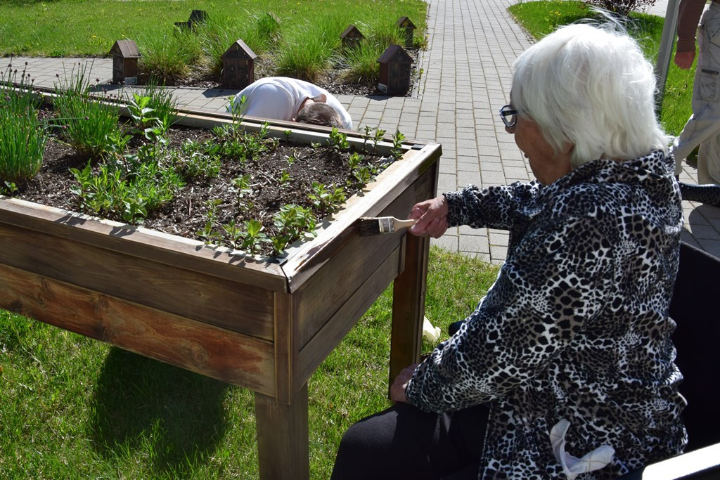 Osvežitev Garklca za novo zeliščno zasaditev