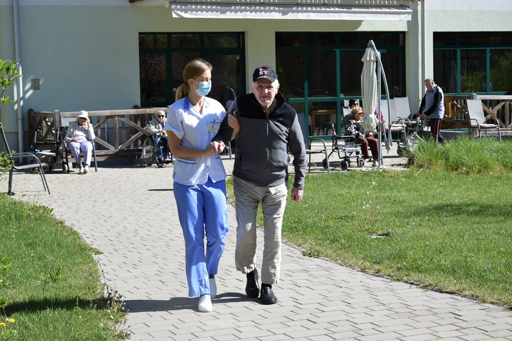 Osvežitev Garklca za novo zeliščno zasaditev