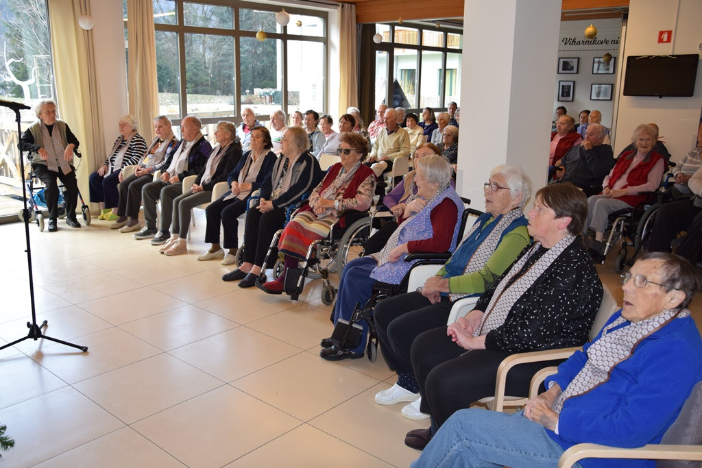 Otvoritev Božičnega bazarja