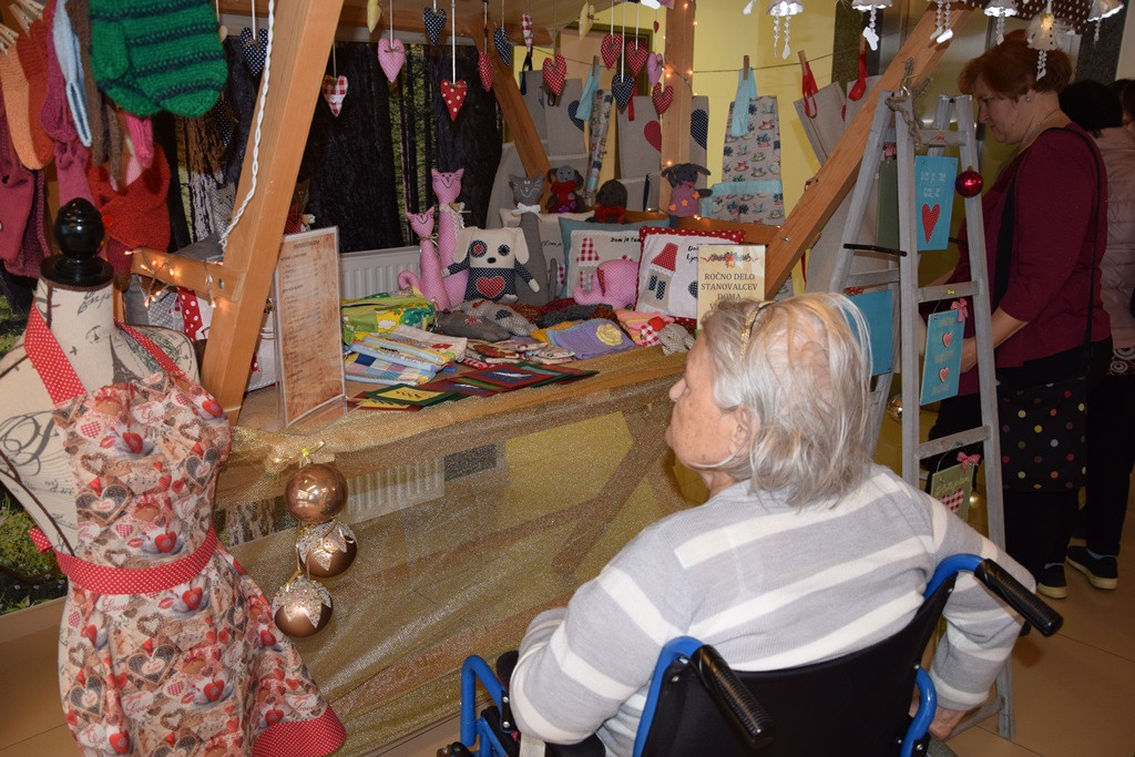 Otvoritev Božičnega bazarja