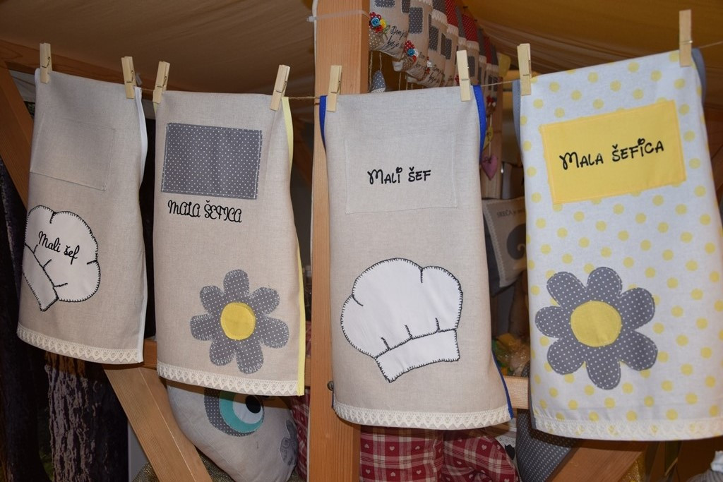 Otvoritev božičnega bazarja