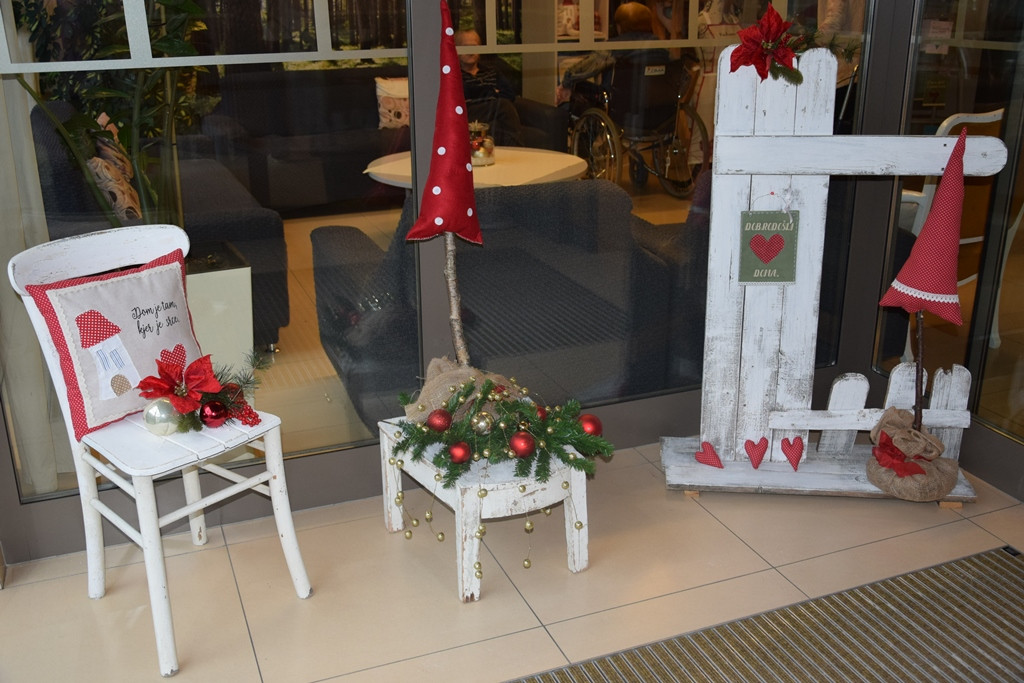 Otvoritev božičnega bazarja