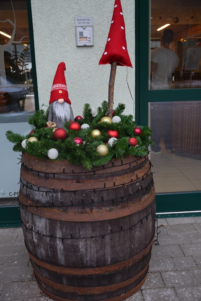 Otvoritev božičnega bazarja