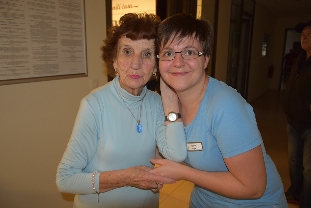 Otvoritev božičnega bazarja