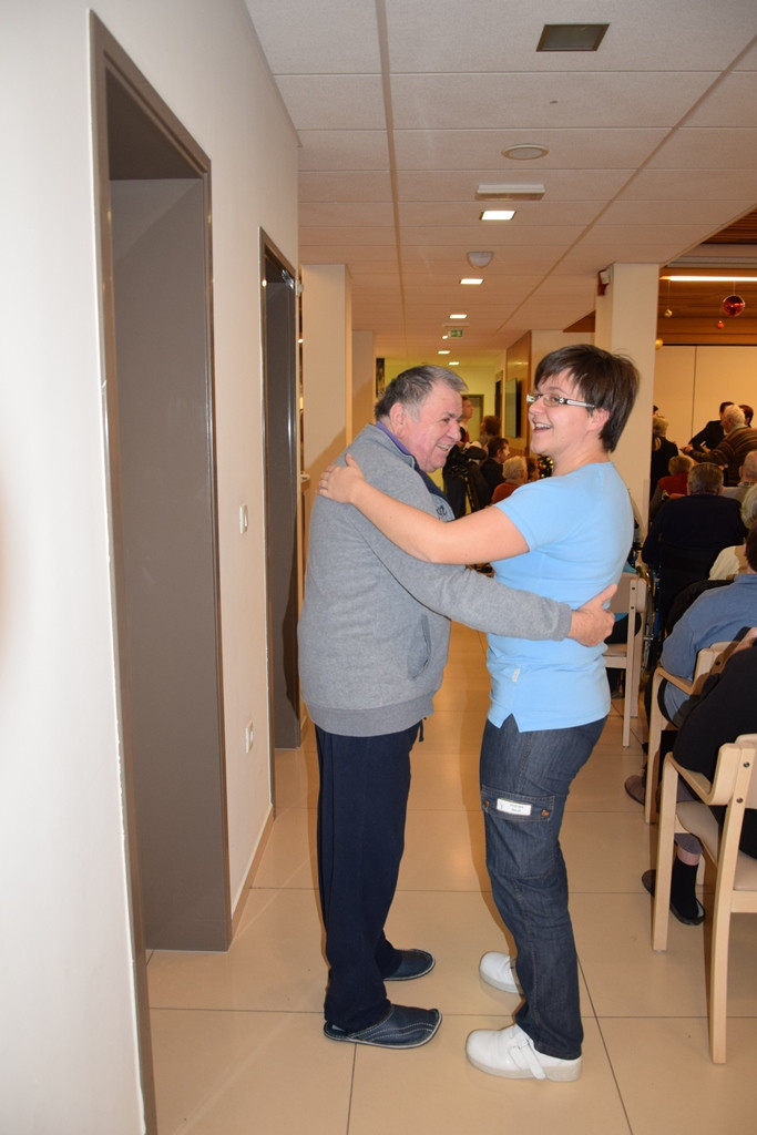 Otvoritev božičnega bazarja