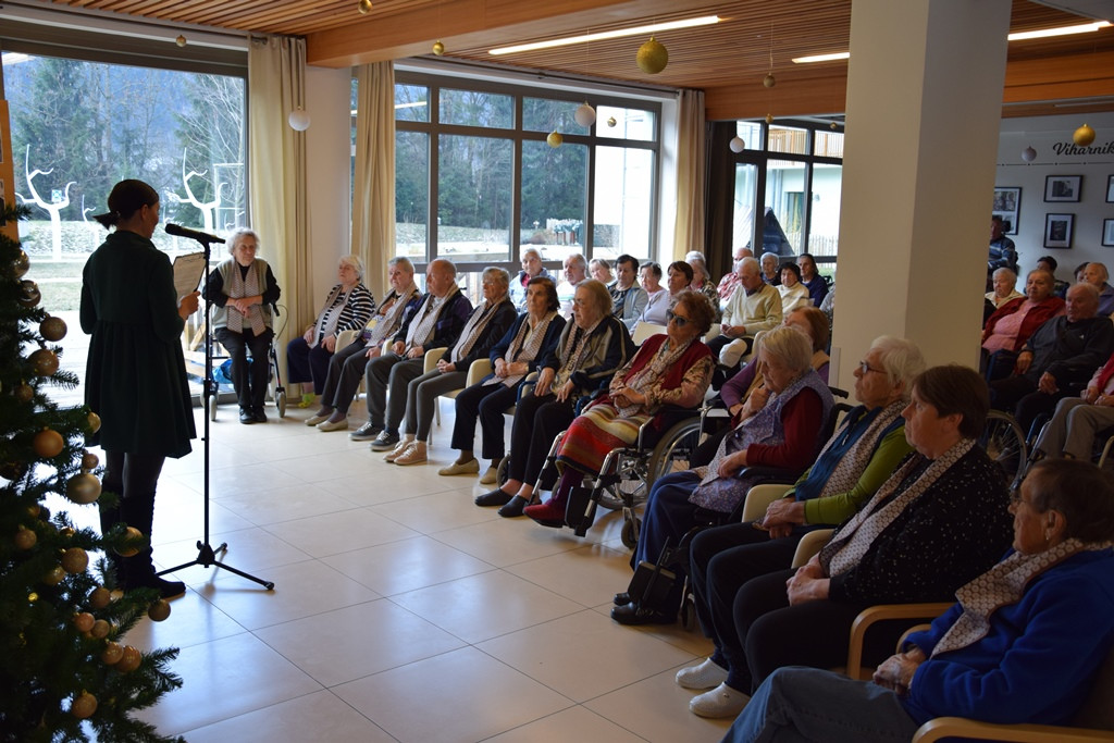 Otvoritev Božičnega bazarja