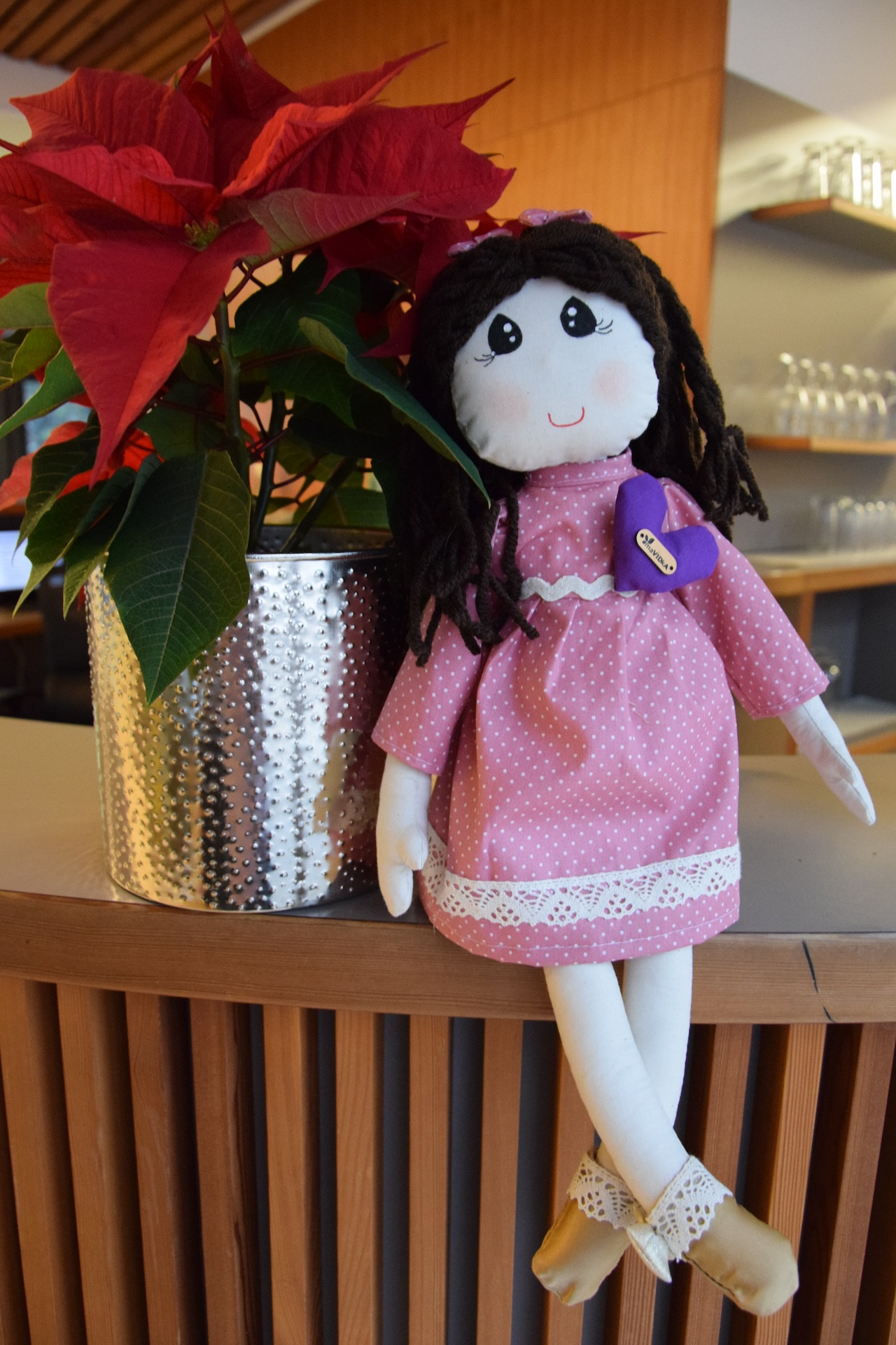 Otvoritev božičnega bazarja v avli