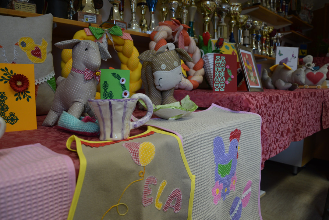 Otvoritev razstave ročnih del v Ratečah