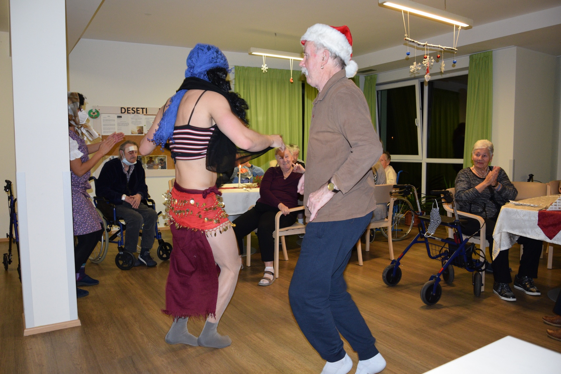 Pa smo skoraj tam - Novo leto 2021