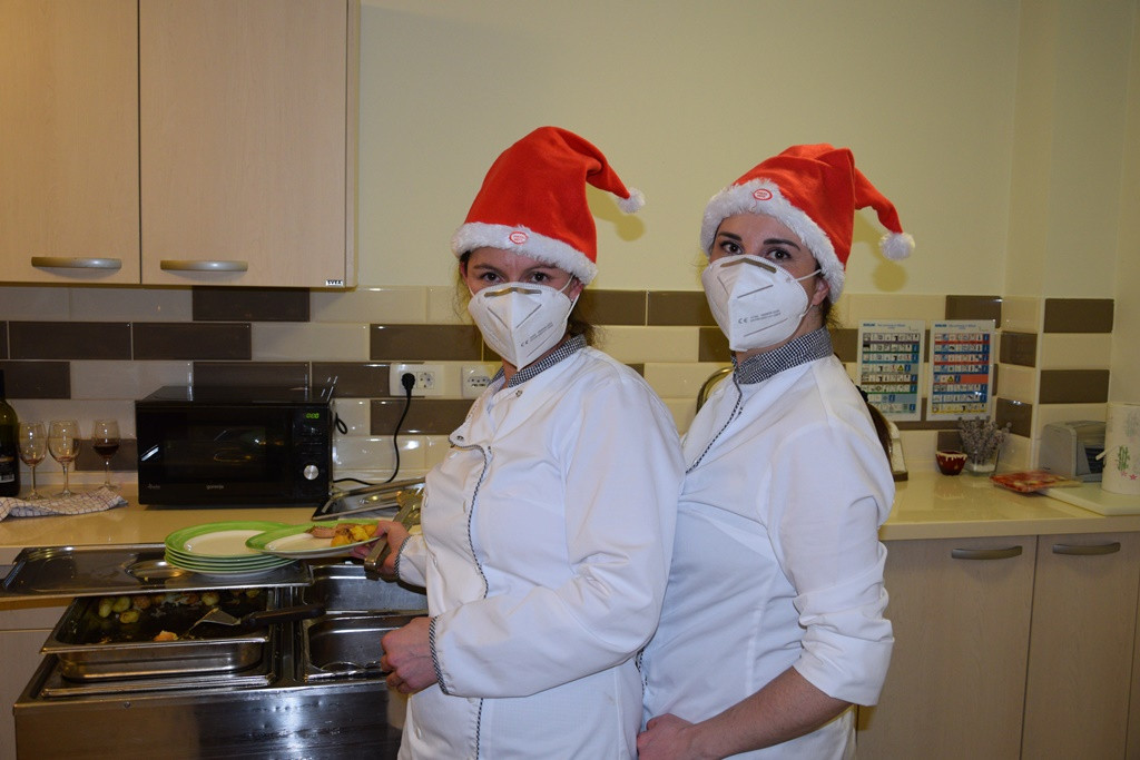 Pa smo skoraj tam - Novo leto 2021