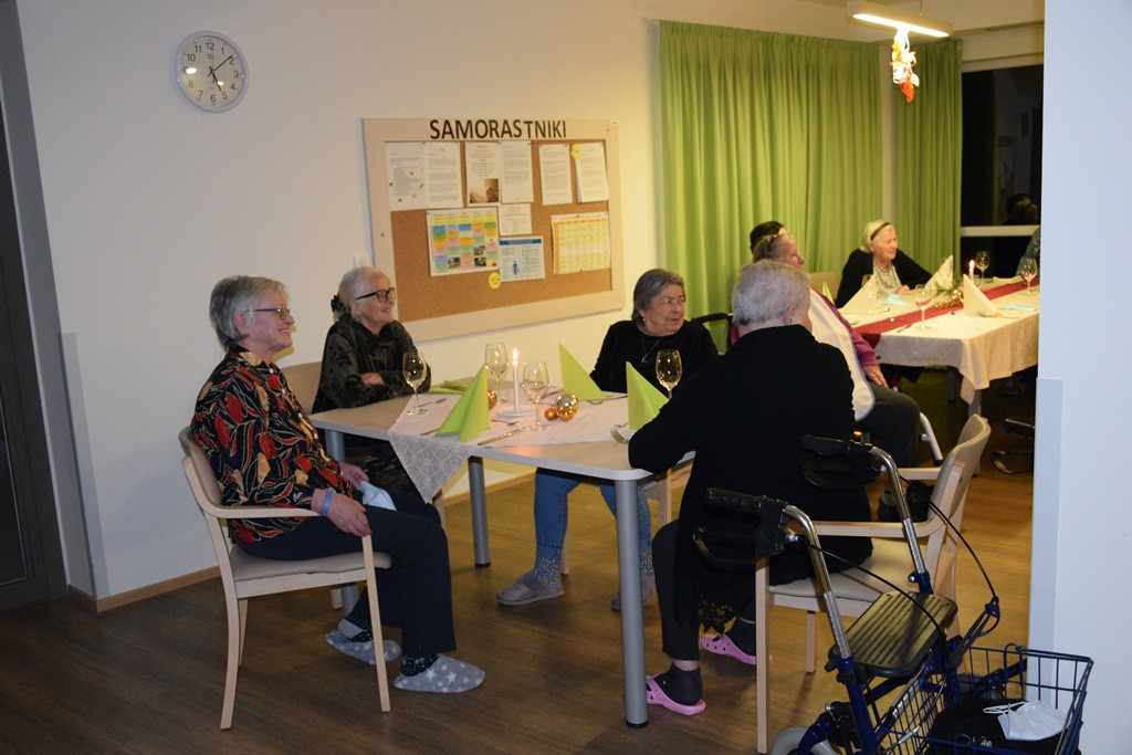 Pa smo skoraj tam - Novo leto 2021