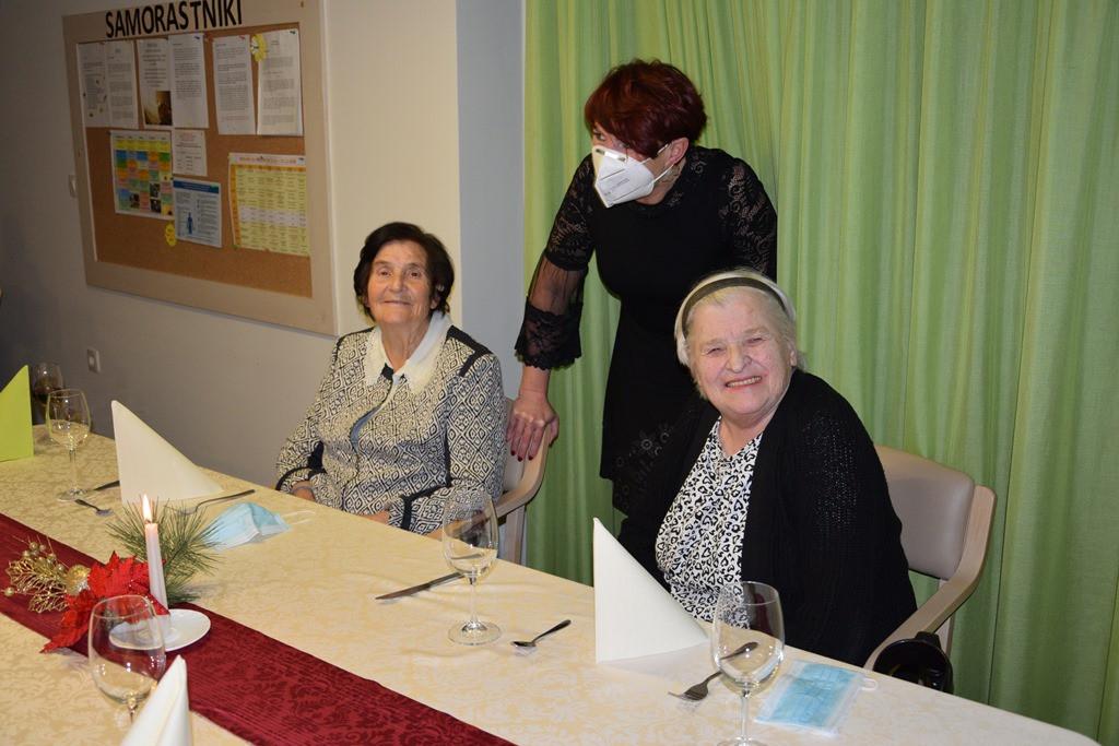 Pa smo skoraj tam - Novo leto 2021