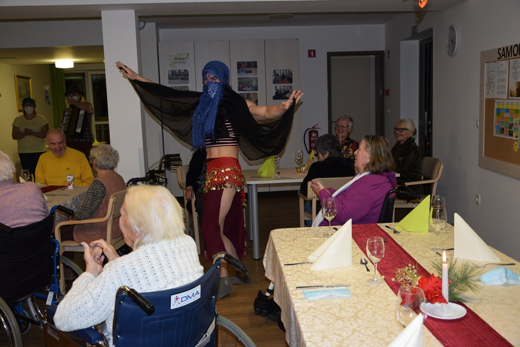 Pa smo skoraj tam - Novo leto 2021