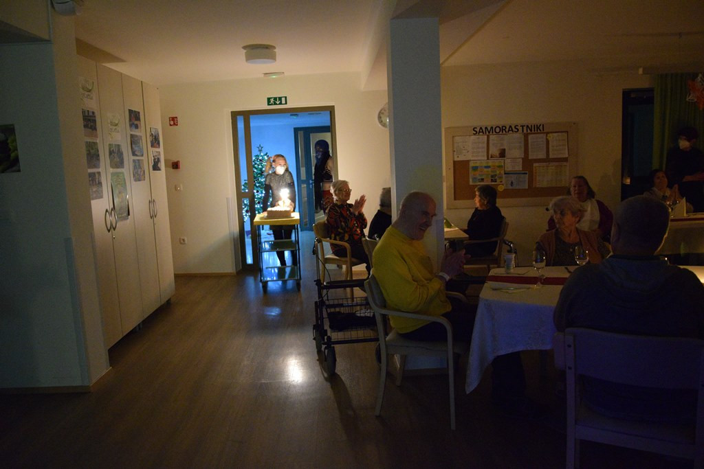 Pa smo skoraj tam - Novo leto 2021