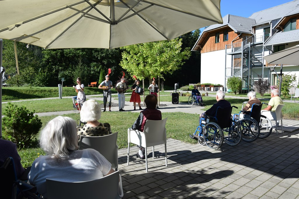 Parada rdečih noskov