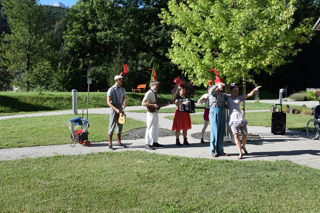 Parada rdečih noskov