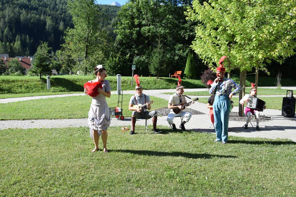 Parada rdečih noskov