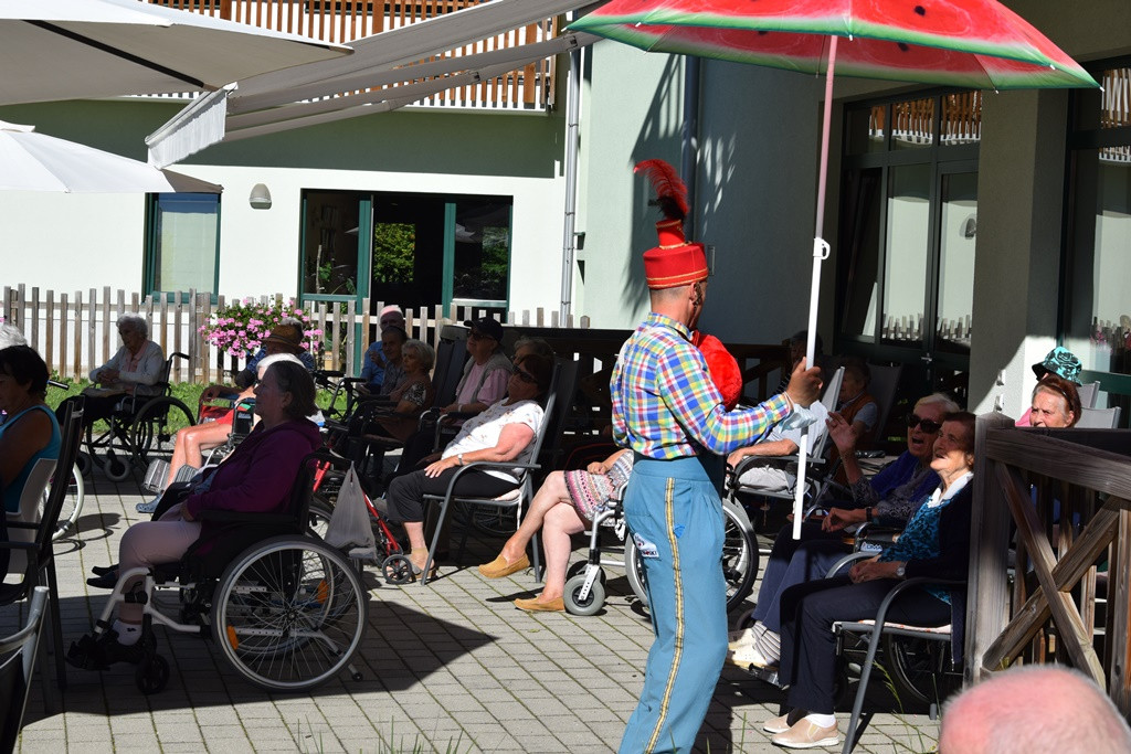 Parada rdečih noskov