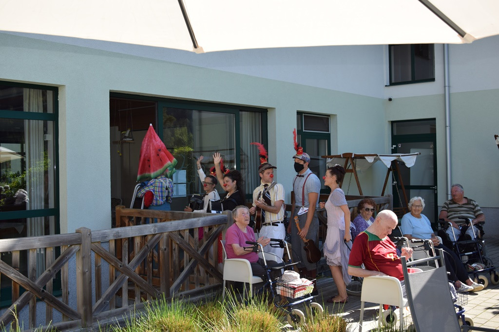 Parada rdečih noskov