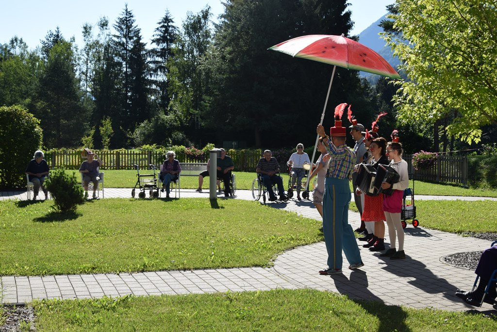 Parada rdečih noskov