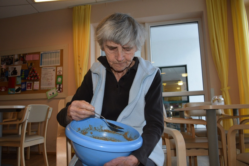 Peka potice po skupinah