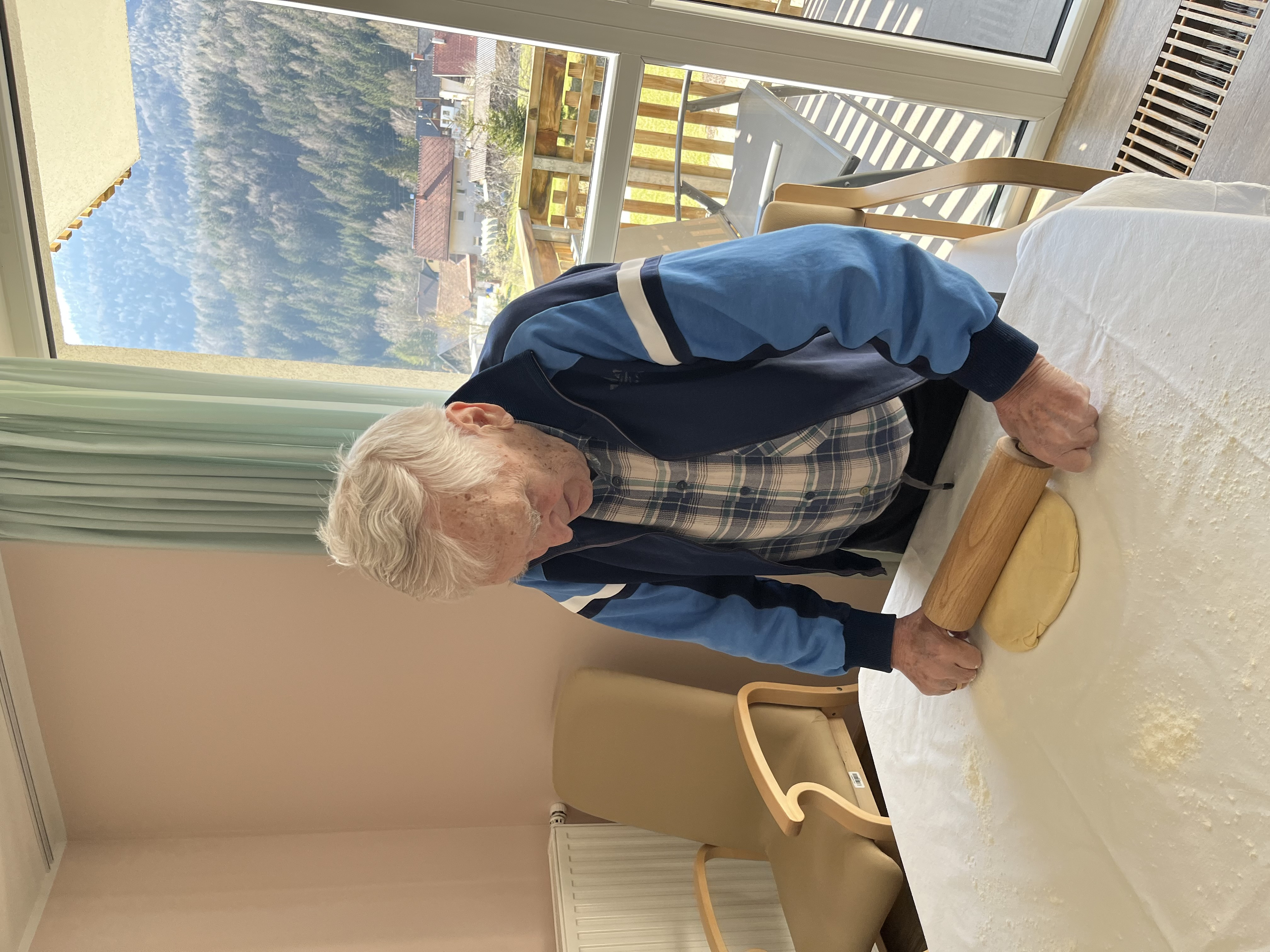 Peka potice po skupinah