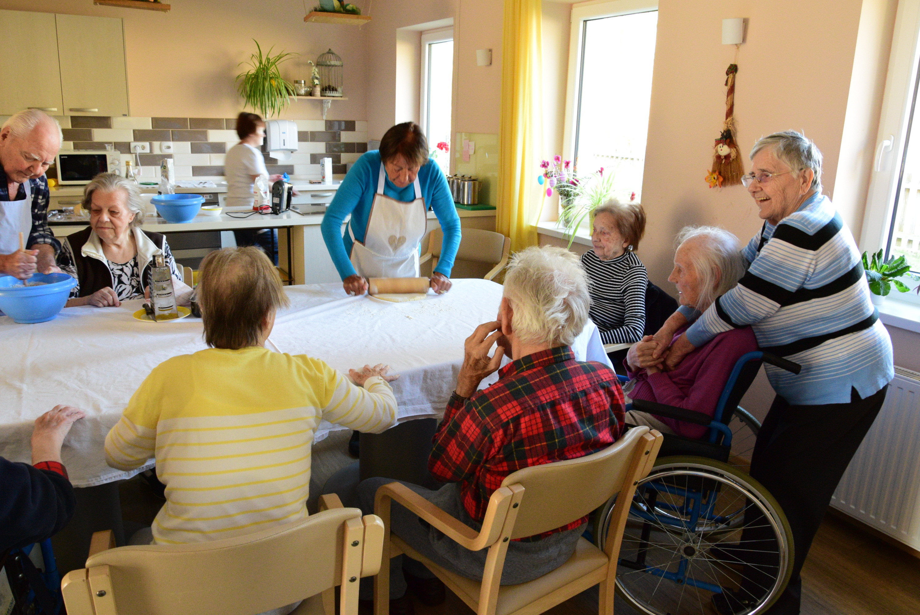 Peka potice po skupinah