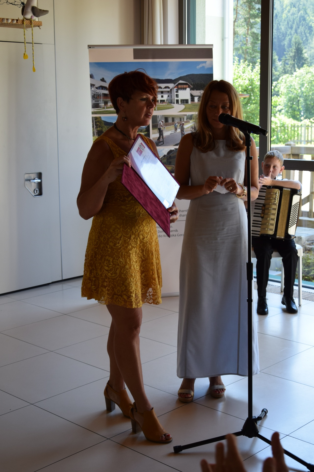 Podelitev certifikata kakovosti ISO 9001