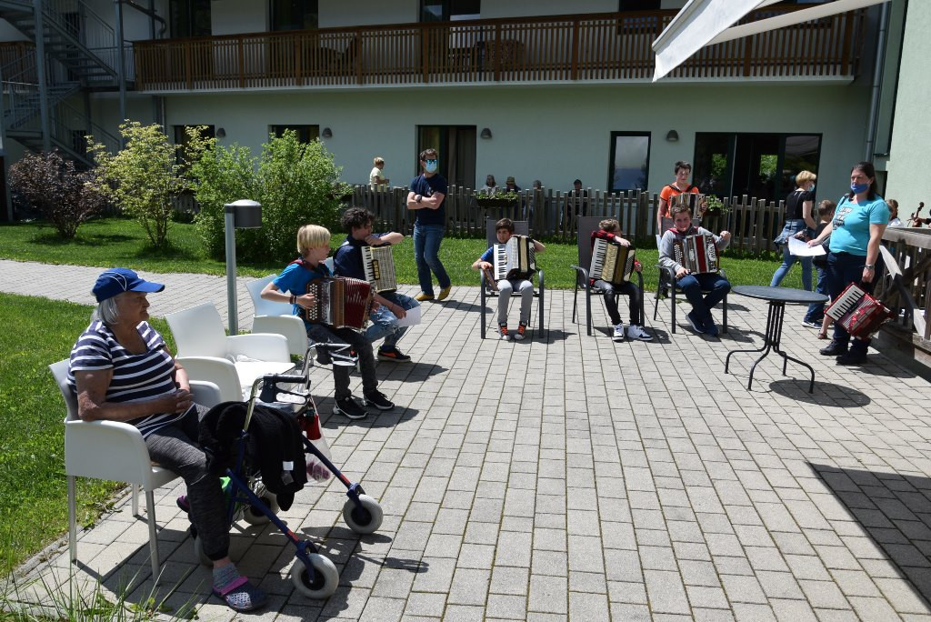 Podoknice mladih glasbenikov