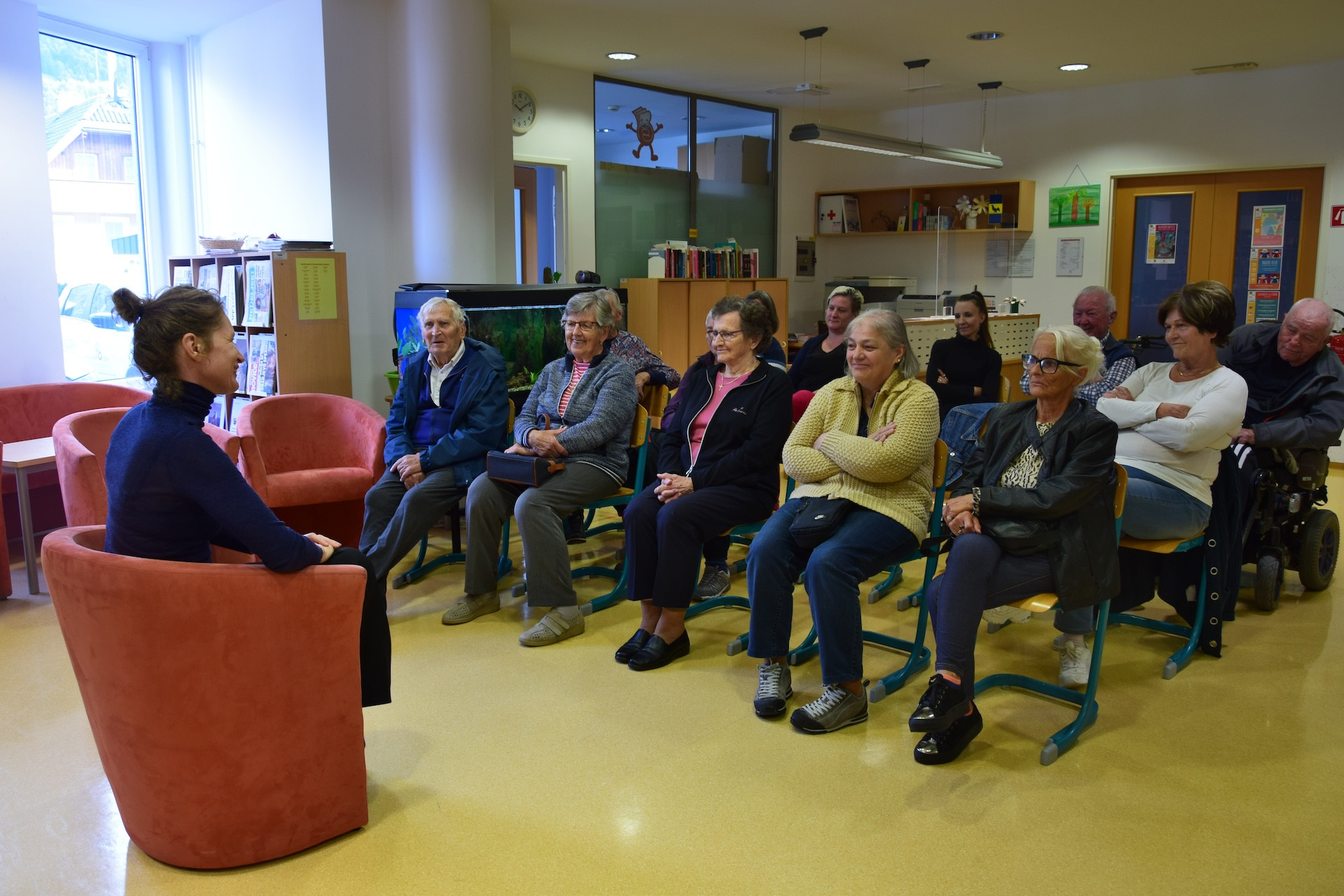 Pokloni čas, polepšaj dan - obisk knjižnice Kranjska Gora