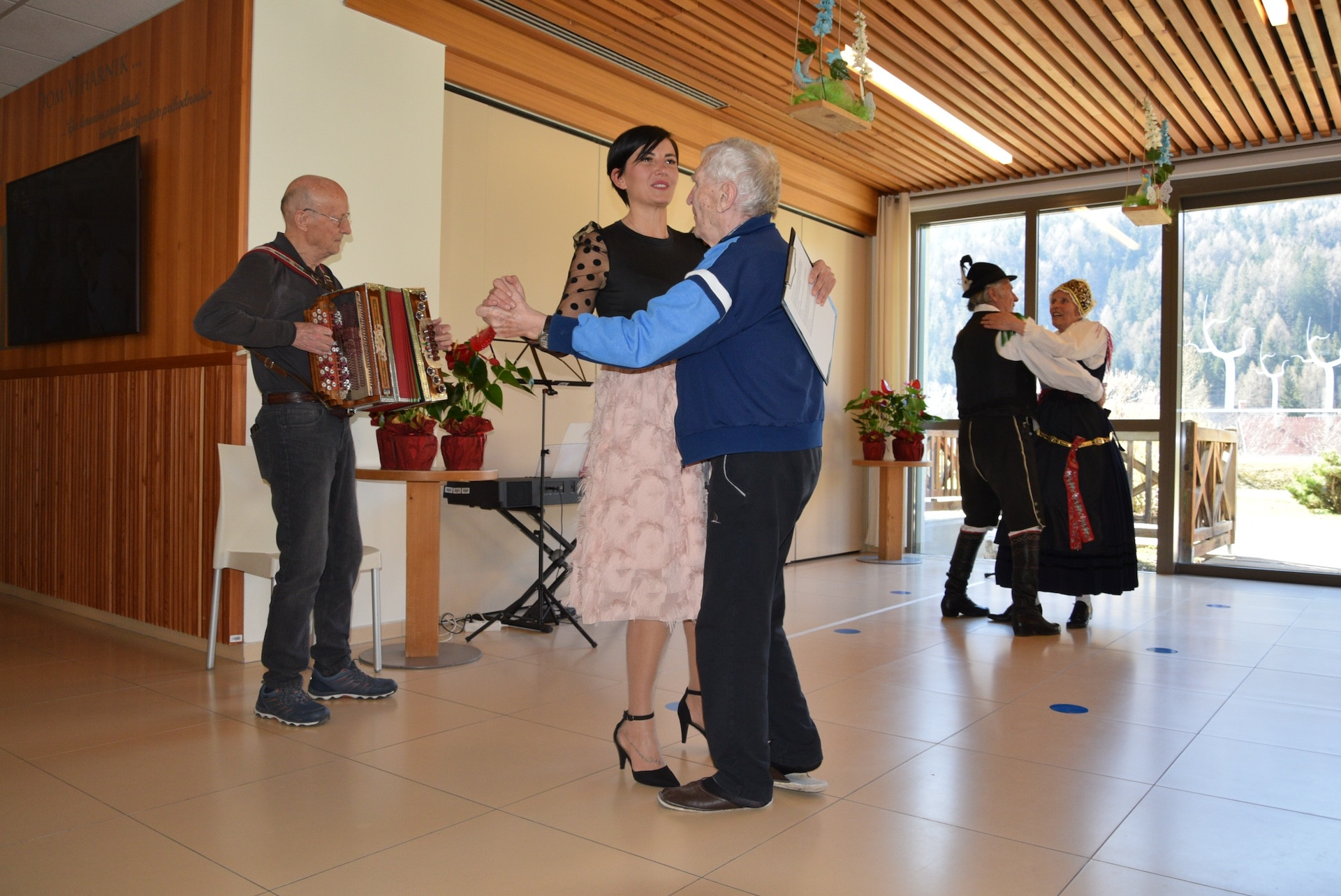 Praznovanje 11. obletnice Doma Viharnik