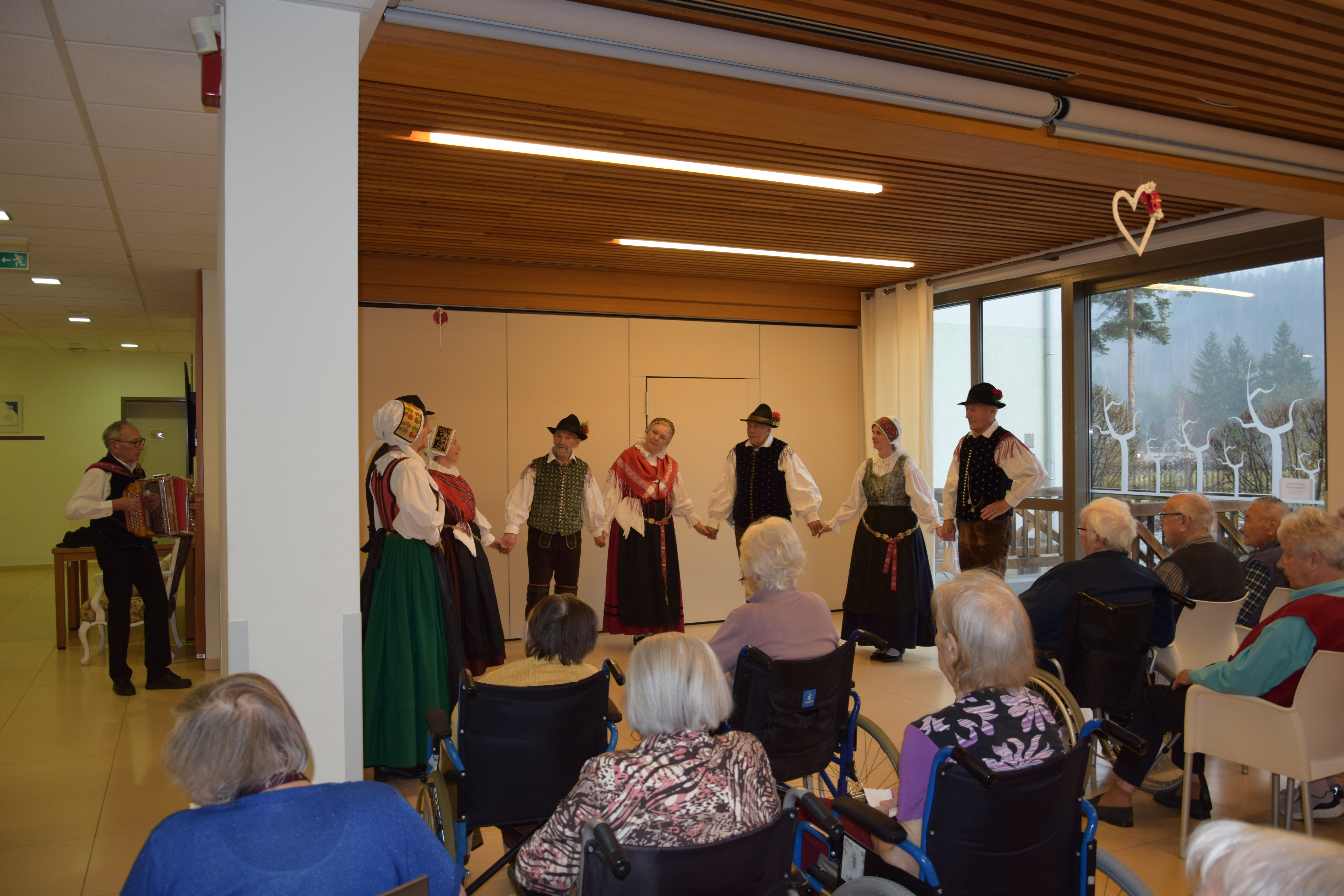 Praznovanje dan žena in mučenikov